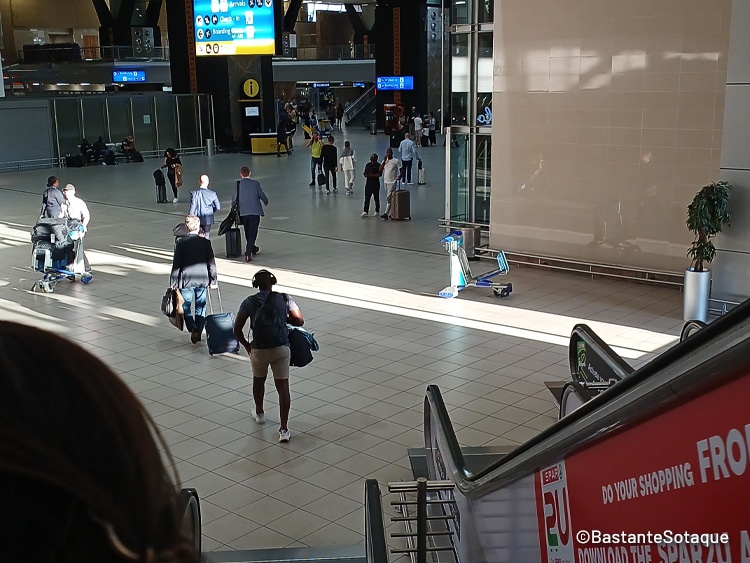 Estação aeroporto O.R. Tambo - Joanesburgo, África do Sul