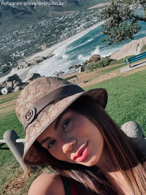 Lexa em Maiden's Cove/Camps Bay