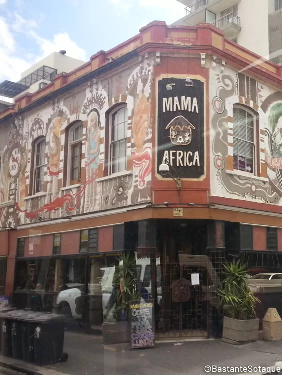 Restaurante Mama Africa, Cidade do Cabo, África do Sul